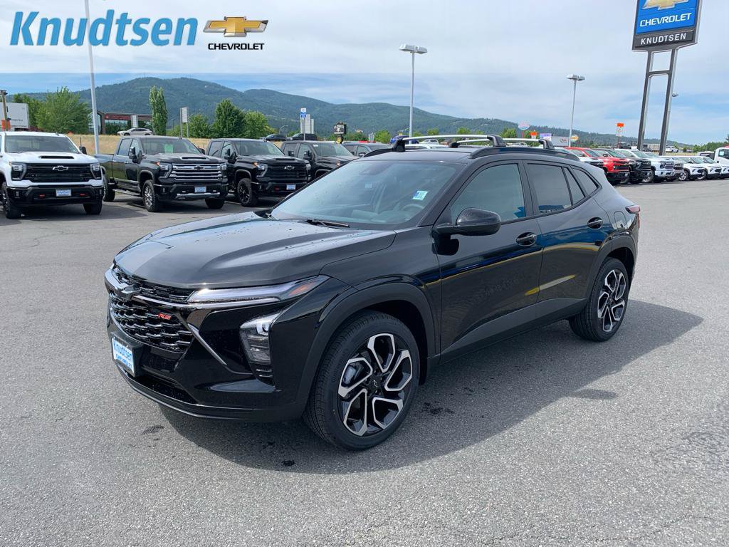 New 2026 Chevrolet Trax RS w/ Driver Confidence Package FWD image 3