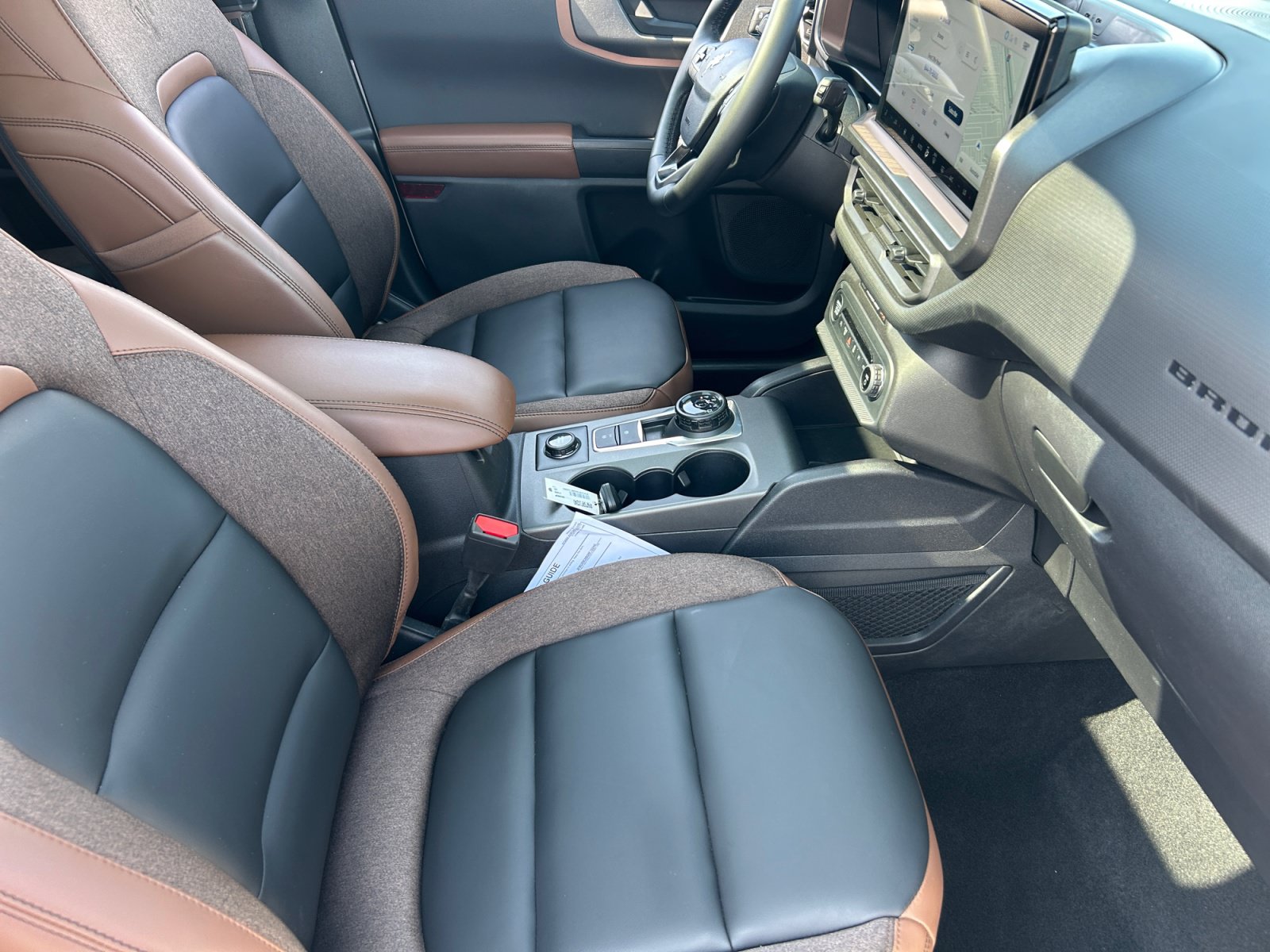 Used 2025 Ford Bronco Sport Outer Banks w/ Outer Banks Tech Package+ AWD/4WD image 18