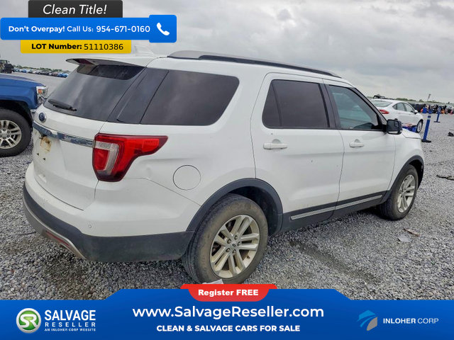 Used 2017 Ford Explorer XLT FWD image 4