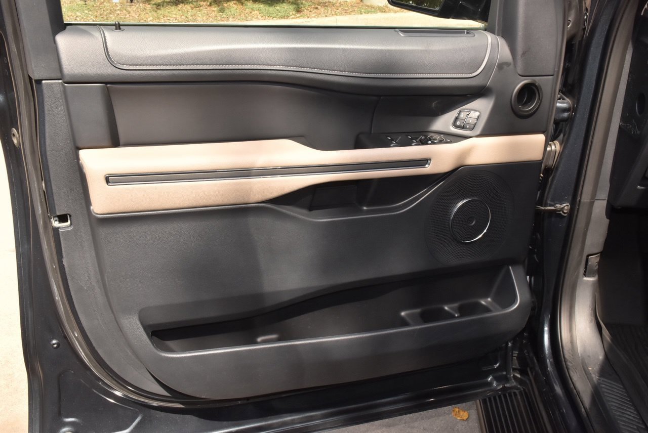 Used 2024 Ford Expedition XLT RWD image 36