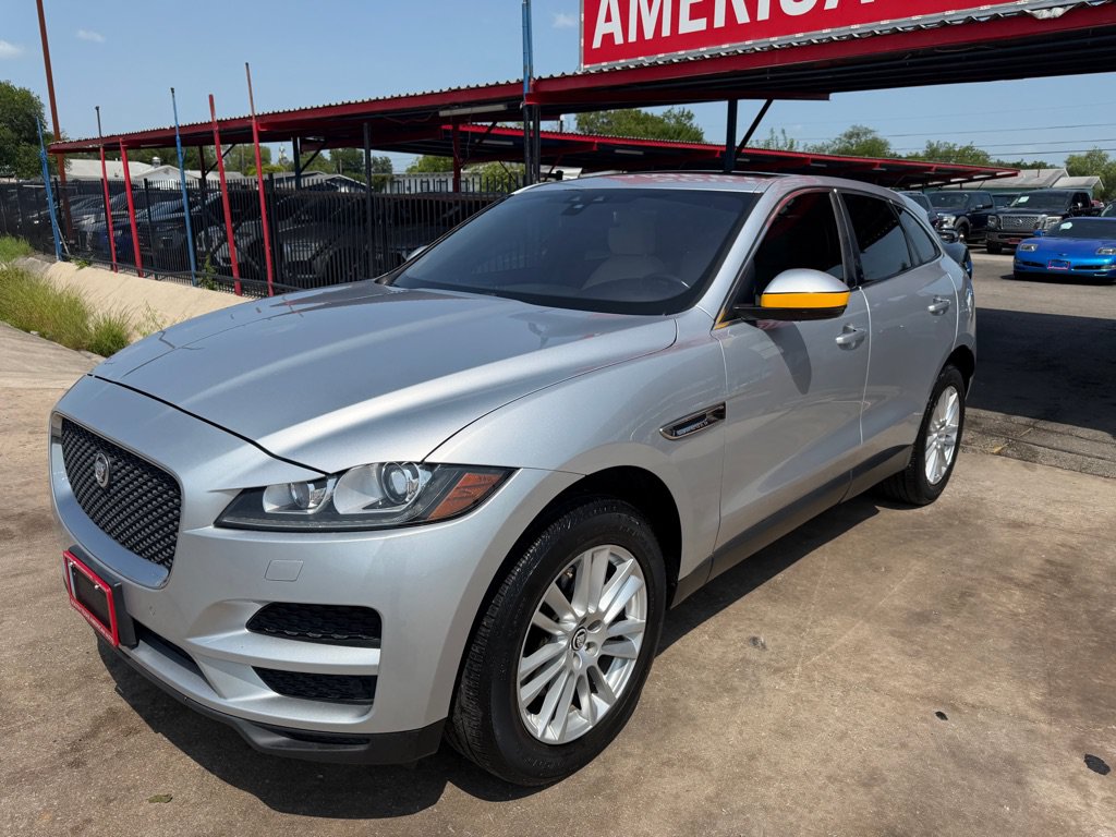 Used 2017 Jaguar F-PACE Prestige AWD/4WD image 4