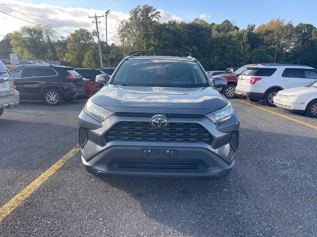 Used 2021 Toyota RAV4 LE AWD/4WD image 8