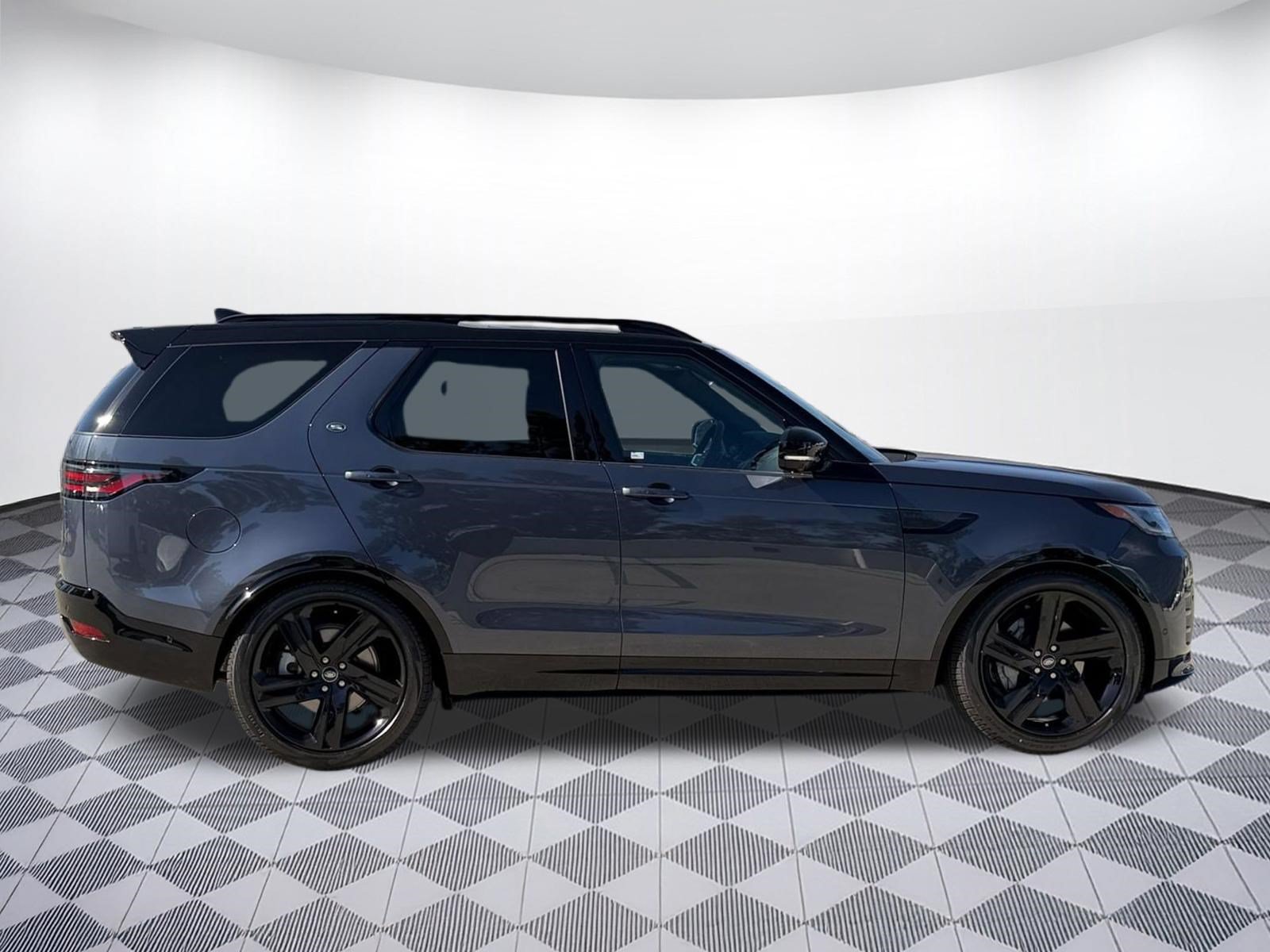 New 2026 Land Rover Discovery Dynamic SE AWD/4WD image 8