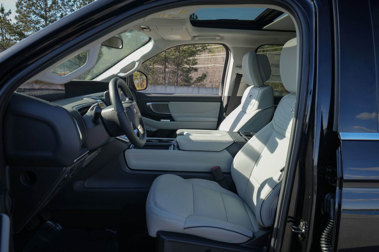 New 2026 Ford Expedition Platinum w/ Platinum Ultimate Package AWD/4WD image 21