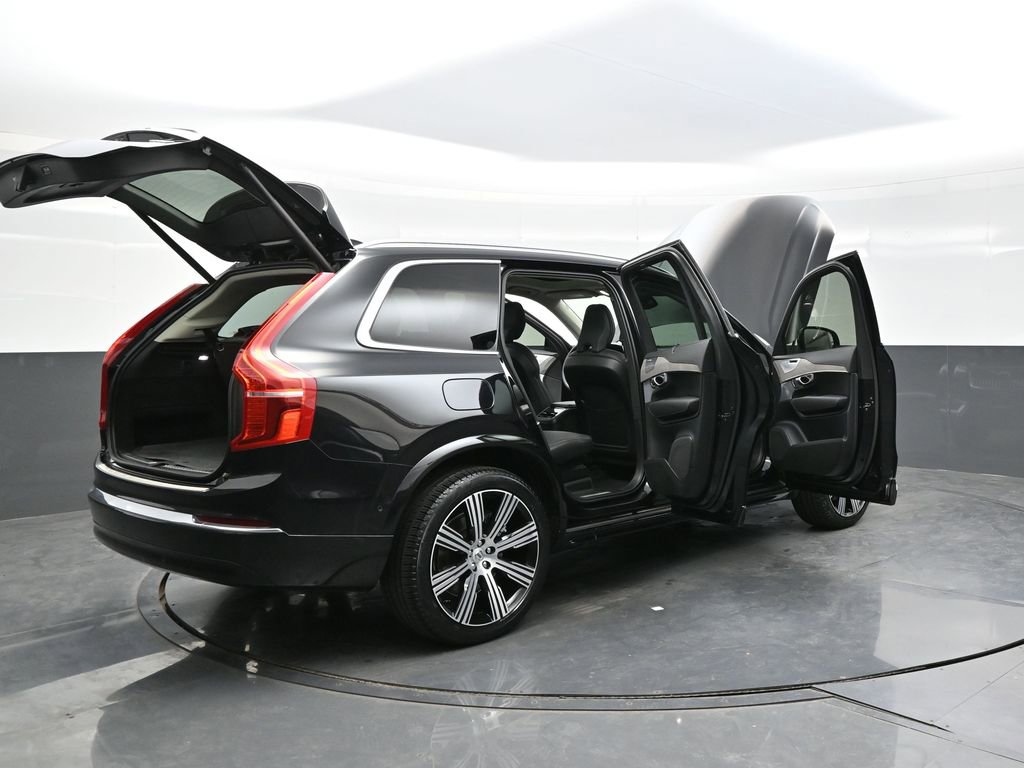 Used 2023 Volvo XC90 B6 Ultimate w/ Lounge Package image 40