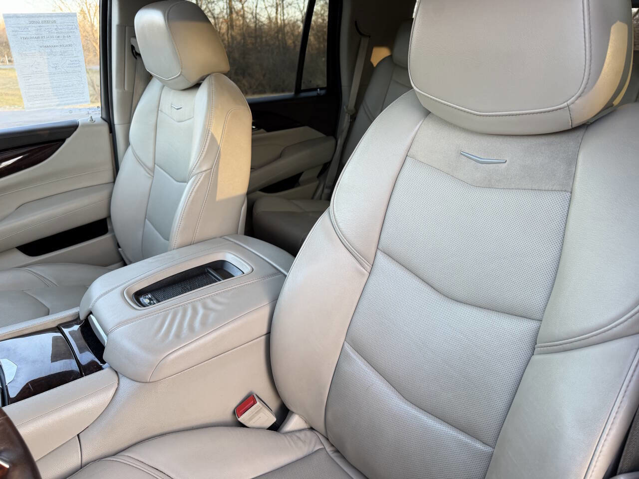 Used 2016 Cadillac Escalade Premium image 13