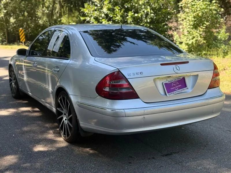 Used 2006 Mercedes-Benz E 350 Sedan image 3