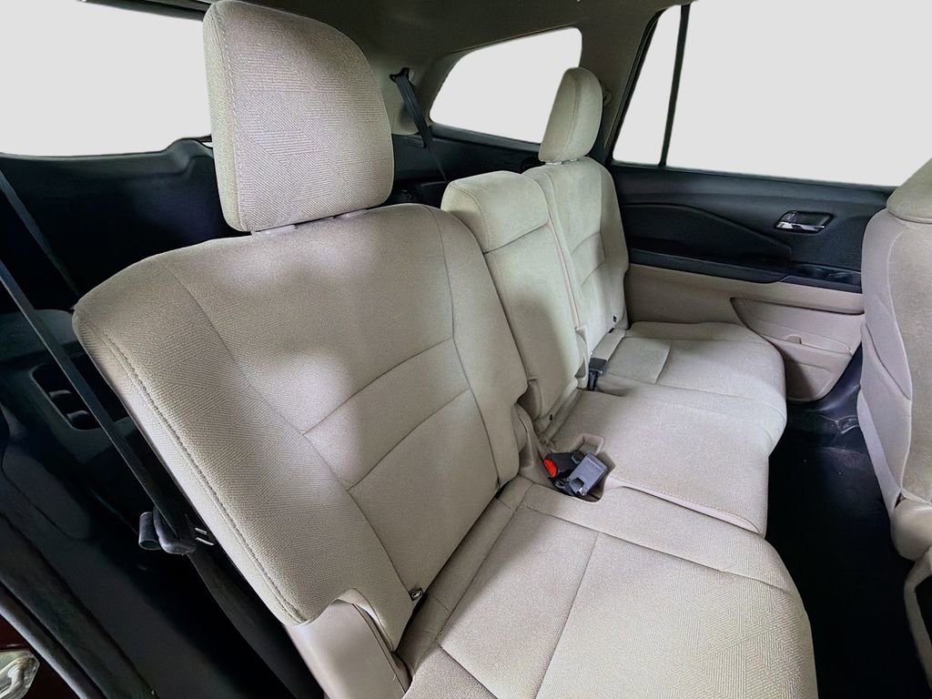 Used 2020 Honda Pilot EX image 25