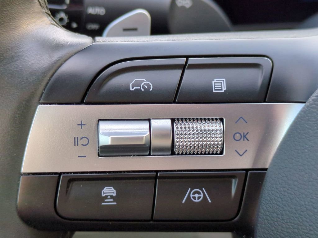 Certified 2025 Hyundai Tucson Limited image 26