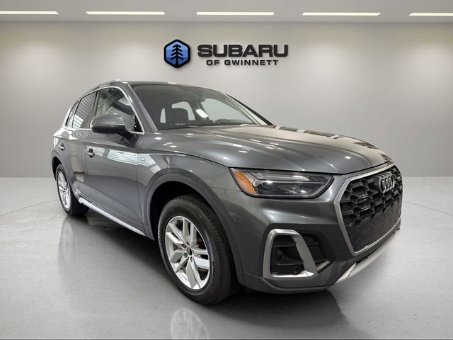 Used 2023 Audi Q5 2.0T Premium w/ Convenience Package image 7