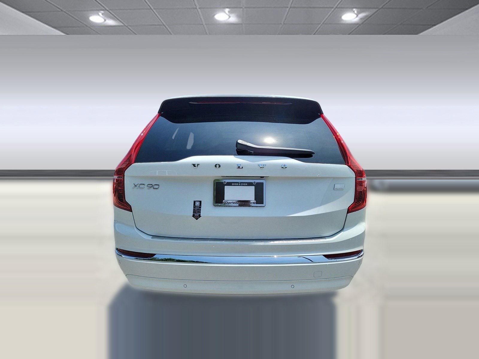 New 2024 Volvo XC90 T8 Ultimate w/ Protection Package Premier image 9
