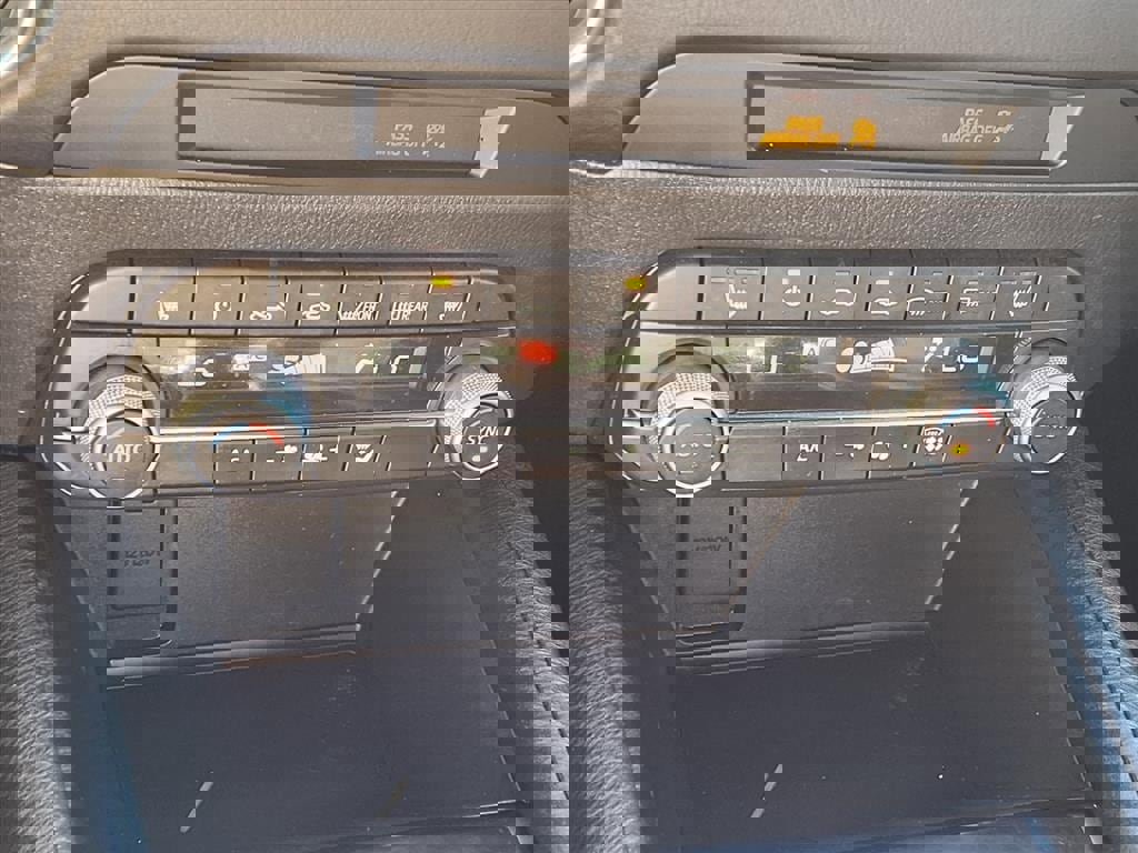 Used 2020 MAZDA CX-5 Touring image 21