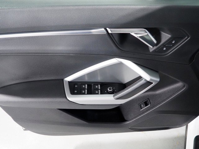 Used 2019 Audi Q3 2.0T Premium image 47