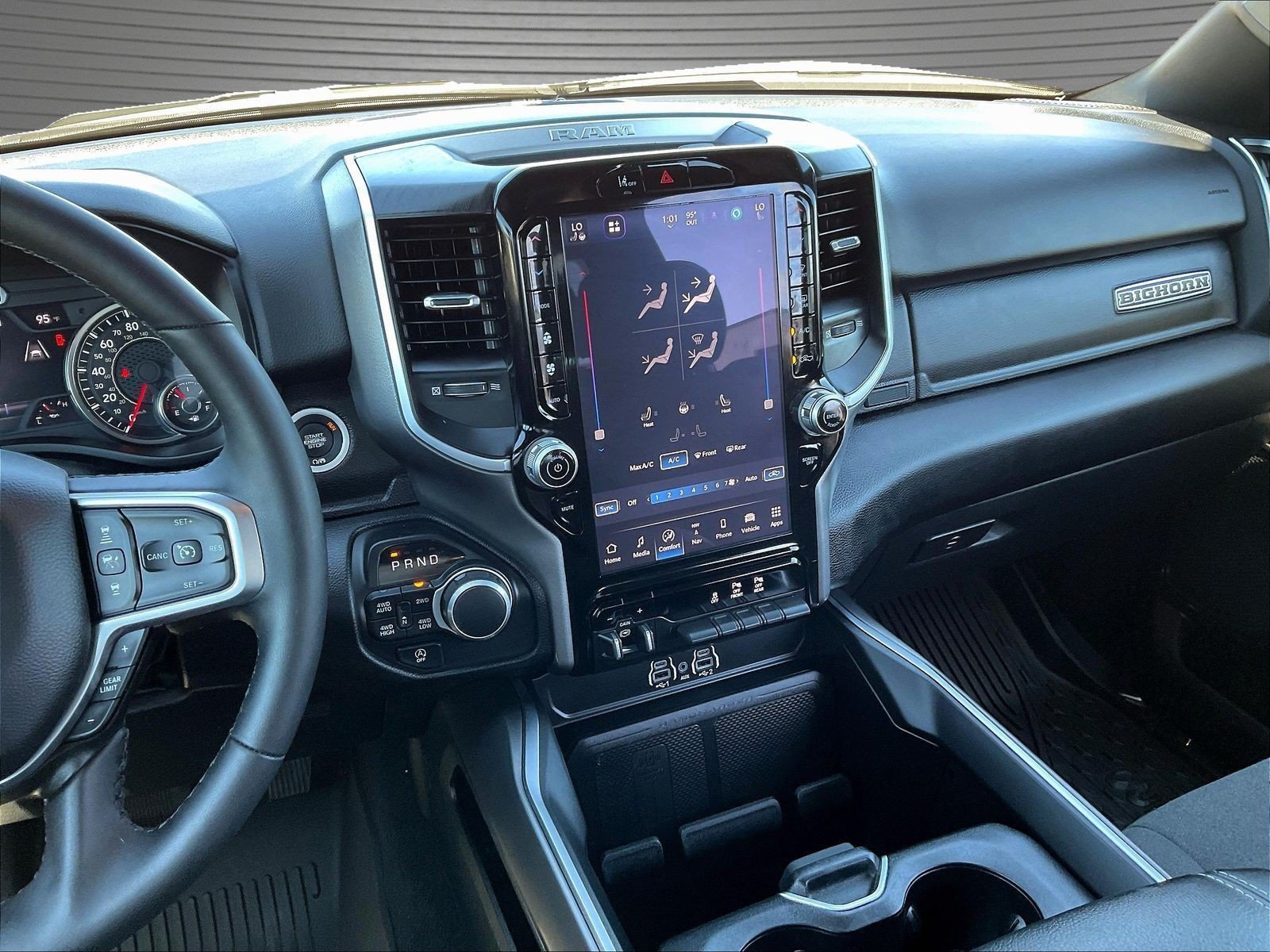 Used 2025 RAM 1500 Big Horn AWD/4WD image 12