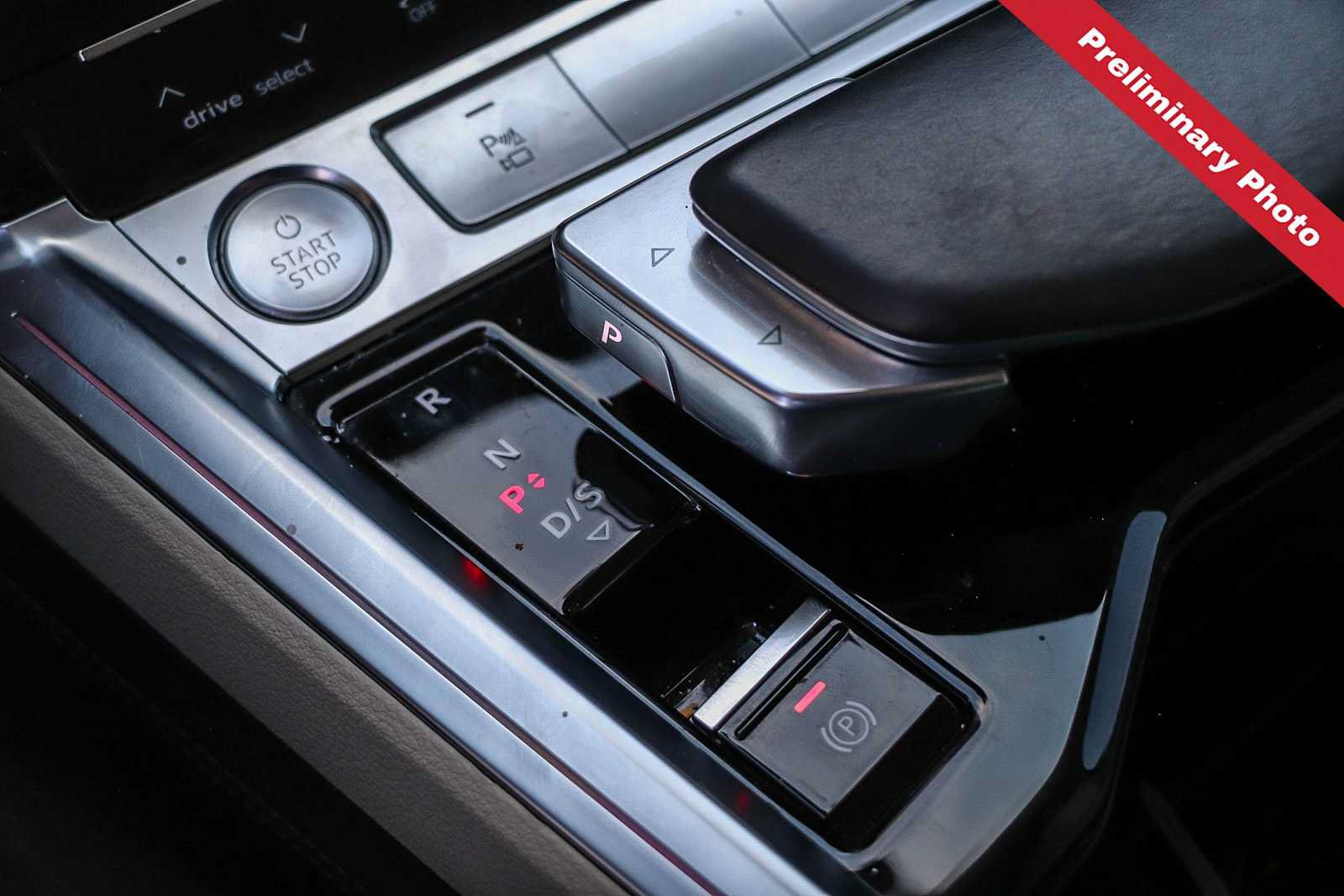 Used 2019 Audi e-tron Prestige w/ Prestige Package AWD/4WD image 16