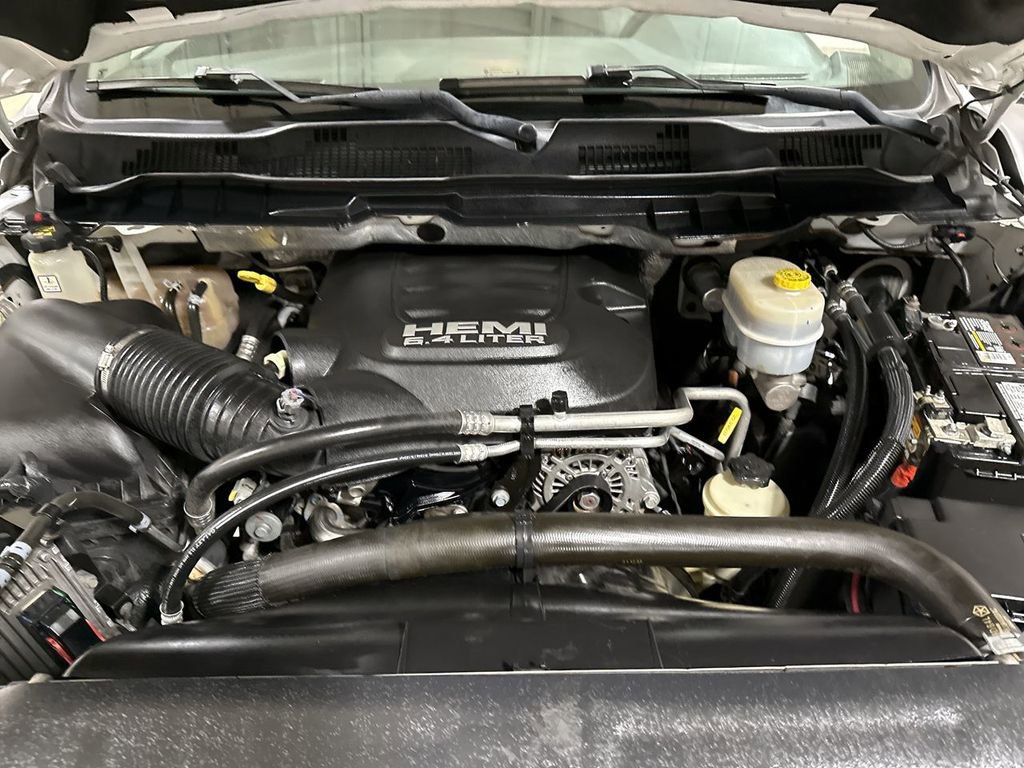 Used 2018 RAM 2500 Tradesman w/ Chrome Appearance Group image 24