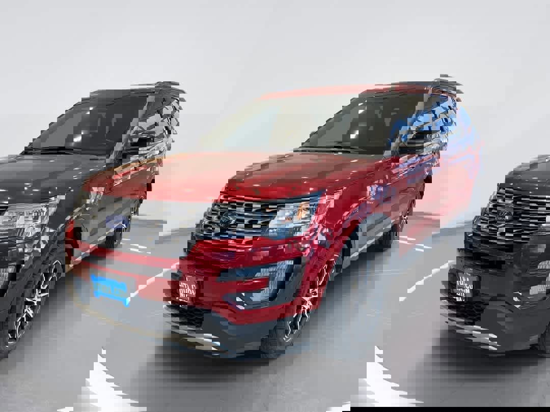 Used 2016 Ford Explorer XLT w/ Equipment Group 202A image 1