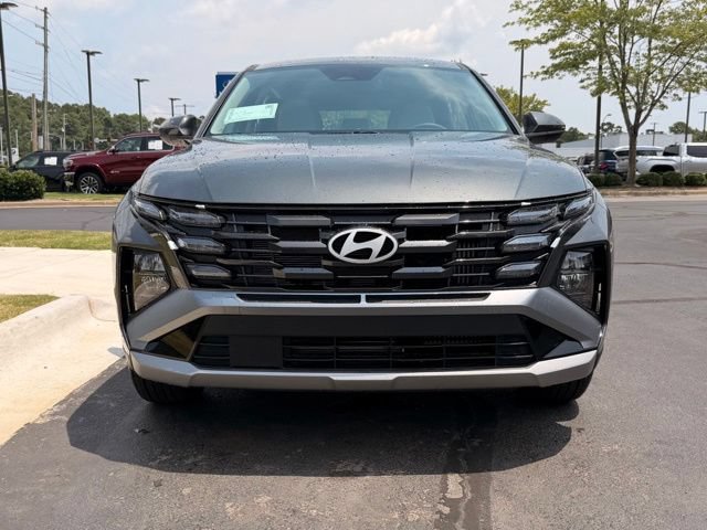 New 2026 Hyundai Tucson Blue SE FWD image 3