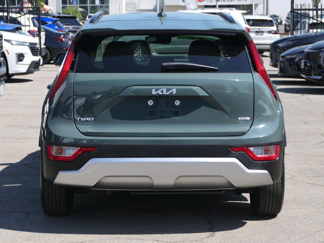 Used 2023 Kia Niro EX FWD image 5