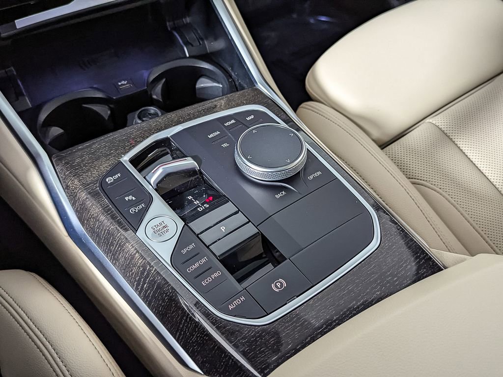 Certified 2023 BMW 330i xDrive Sedan w/ Driving Assistance Package image 36
