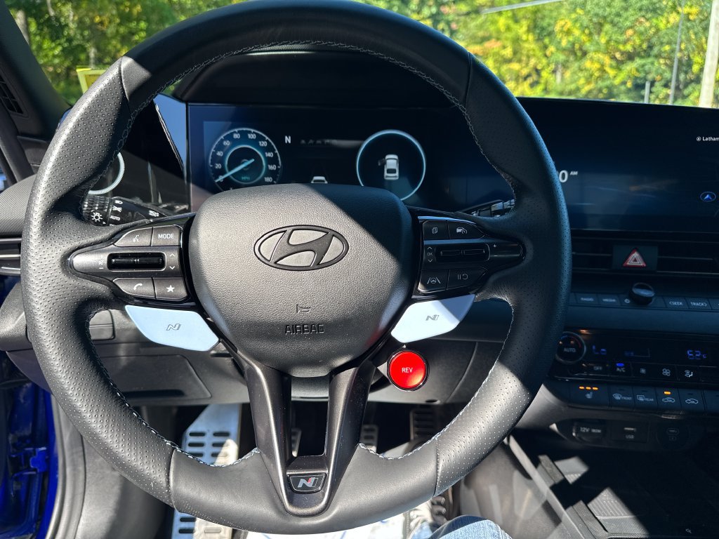 Used 2025 Hyundai Elantra N FWD image 12