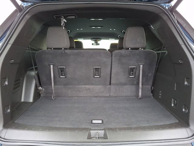 Used 2023 Chevrolet Traverse LT image 30
