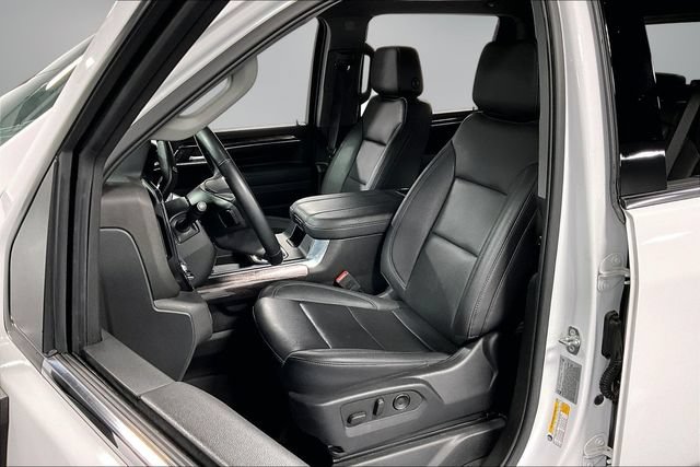 Used 2024 Chevrolet Silverado 2500 LTZ w/ LTZ Premium Package AWD/4WD image 20