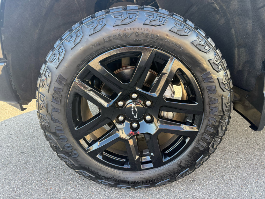 Used 2024 Chevrolet Silverado 1500 LT Trail Boss w/ Protection Package image 11