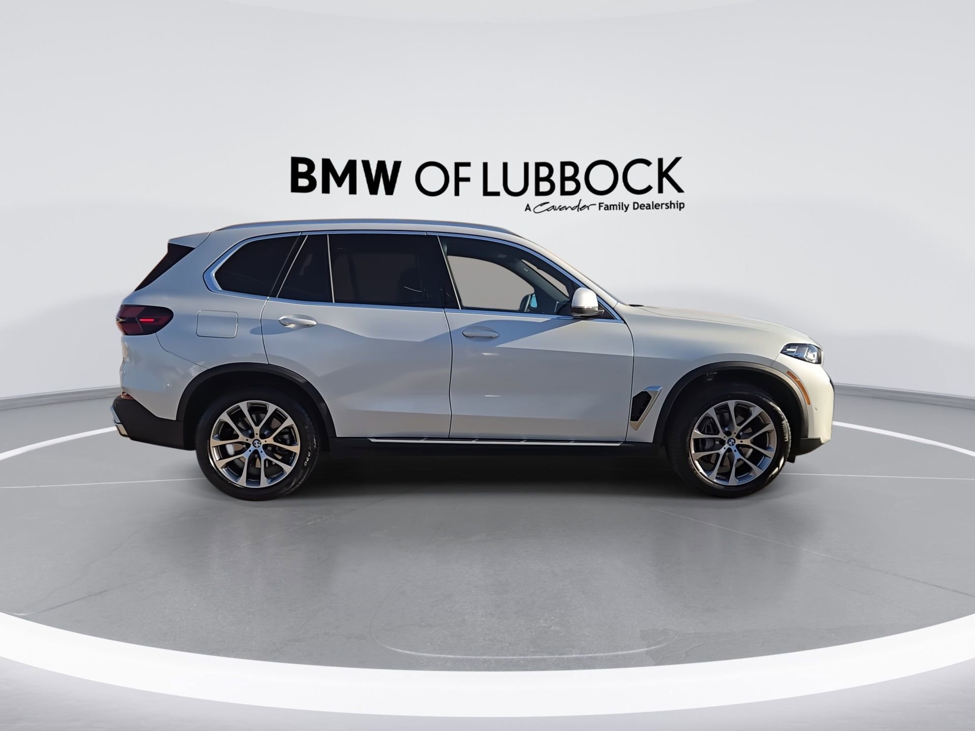 Certified 2026 BMW X5 sDrive40i image 9
