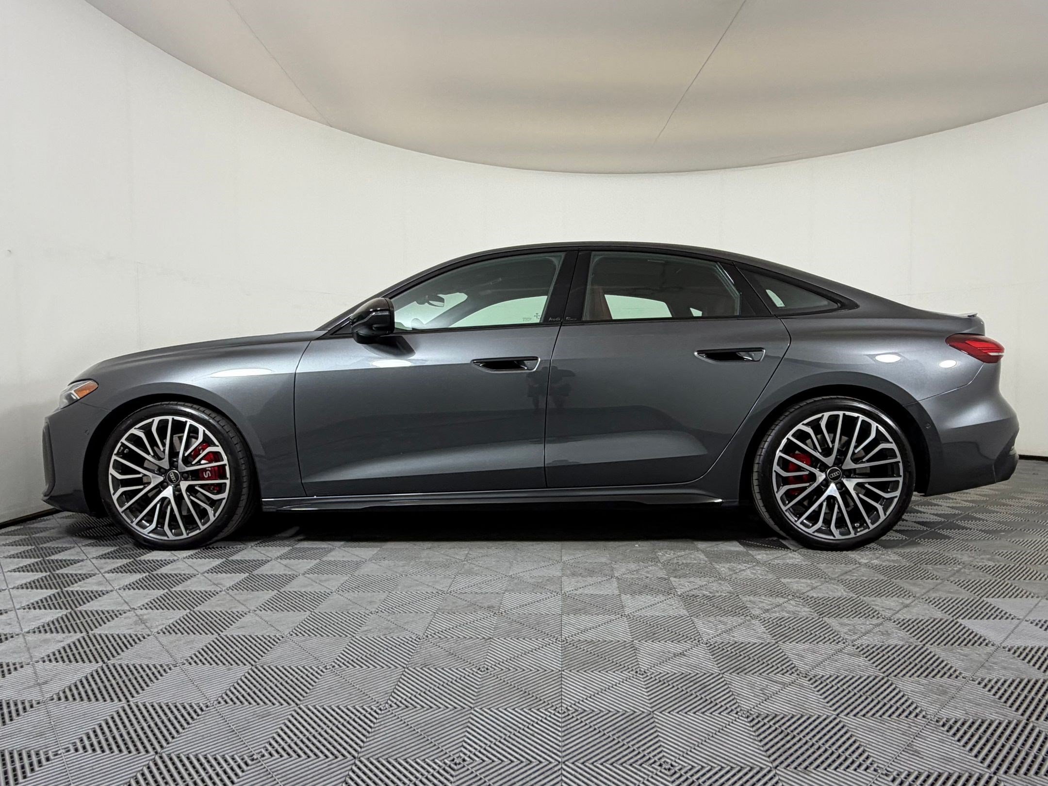 Certified 2025 Audi S5 Premium Plus AWD/4WD image 2