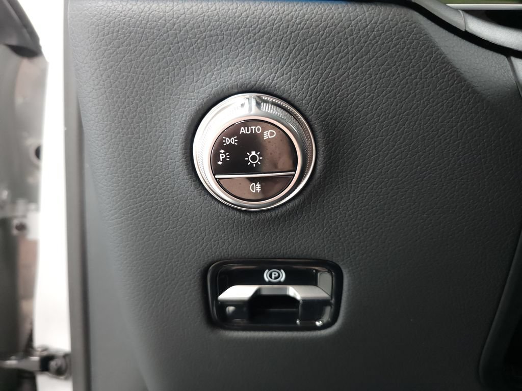 Certified 2026 Mercedes-Benz GLC 300 4MATIC image 10