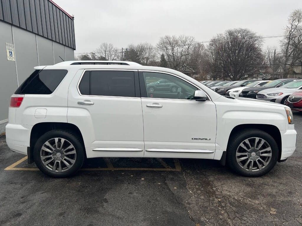 Used 2016 GMC Terrain Denali image 6