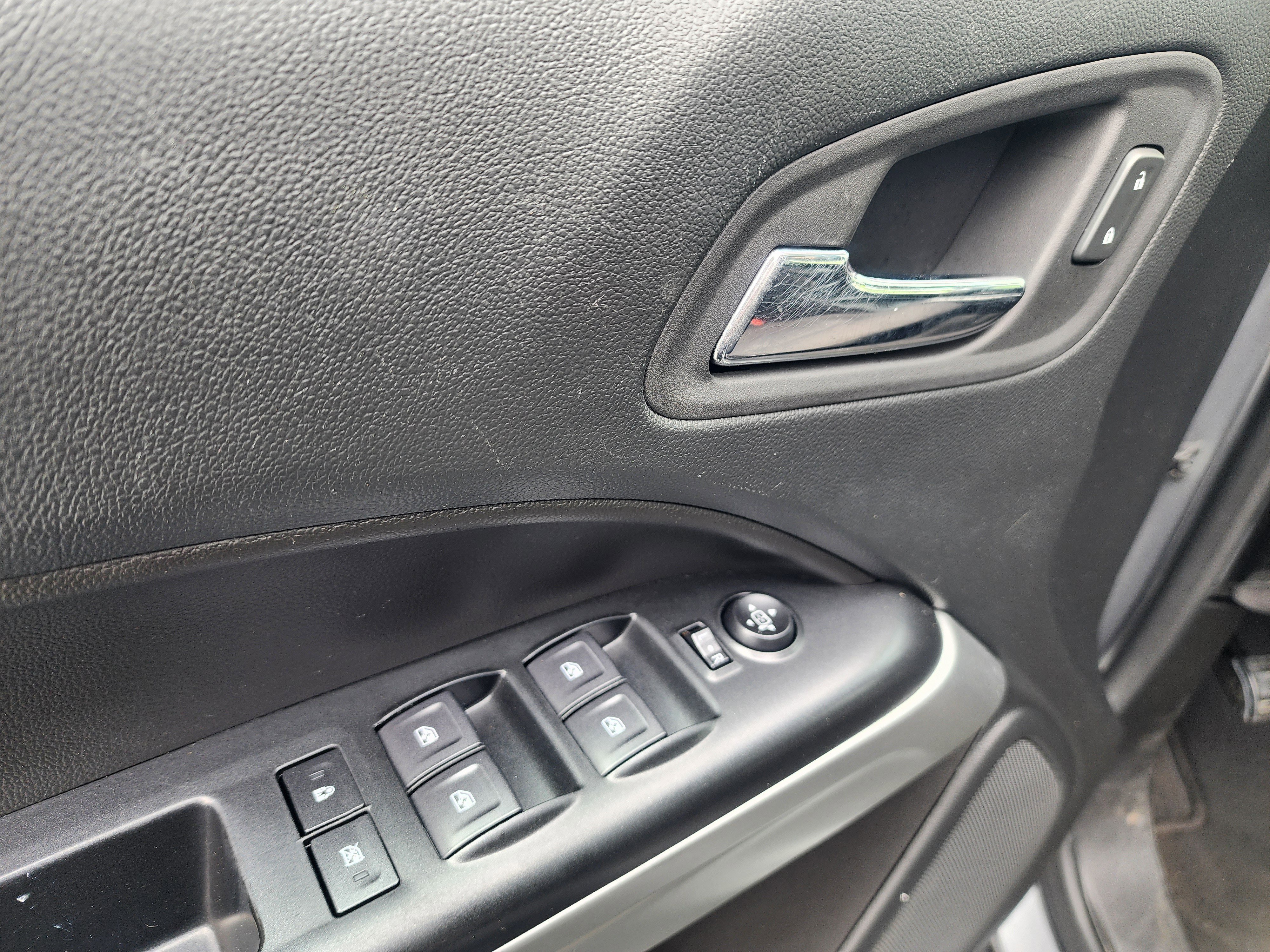 Used 2022 Chevrolet Colorado LT w/ LT Convenience Package image 25