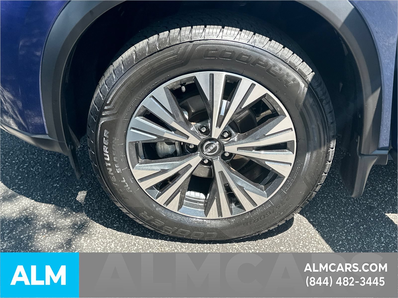 Used 2023 Nissan Rogue SV AWD/4WD image 12