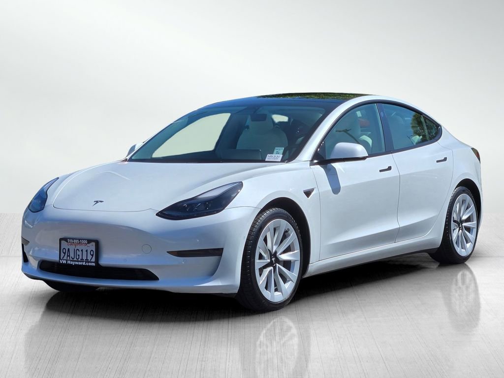 Used 2021 Tesla Model 3 Standard Range Plus RWD image 8