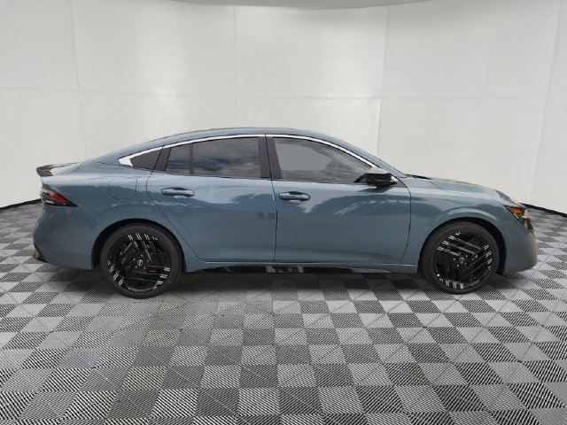 New 2026 Nissan Sentra SR w/ SR Premium Package FWD image 4