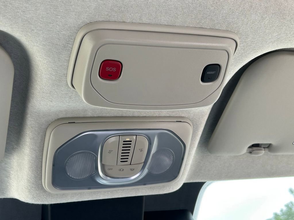 Used 2026 RAM ProMaster 2500 w/ Convenience Group FWD image 17