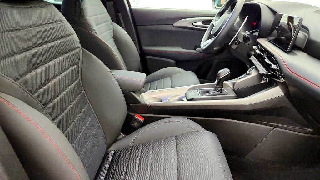Used 2024 Dodge Hornet R/T w/ Tech Pack w/o Parking AWD/4WD image 23