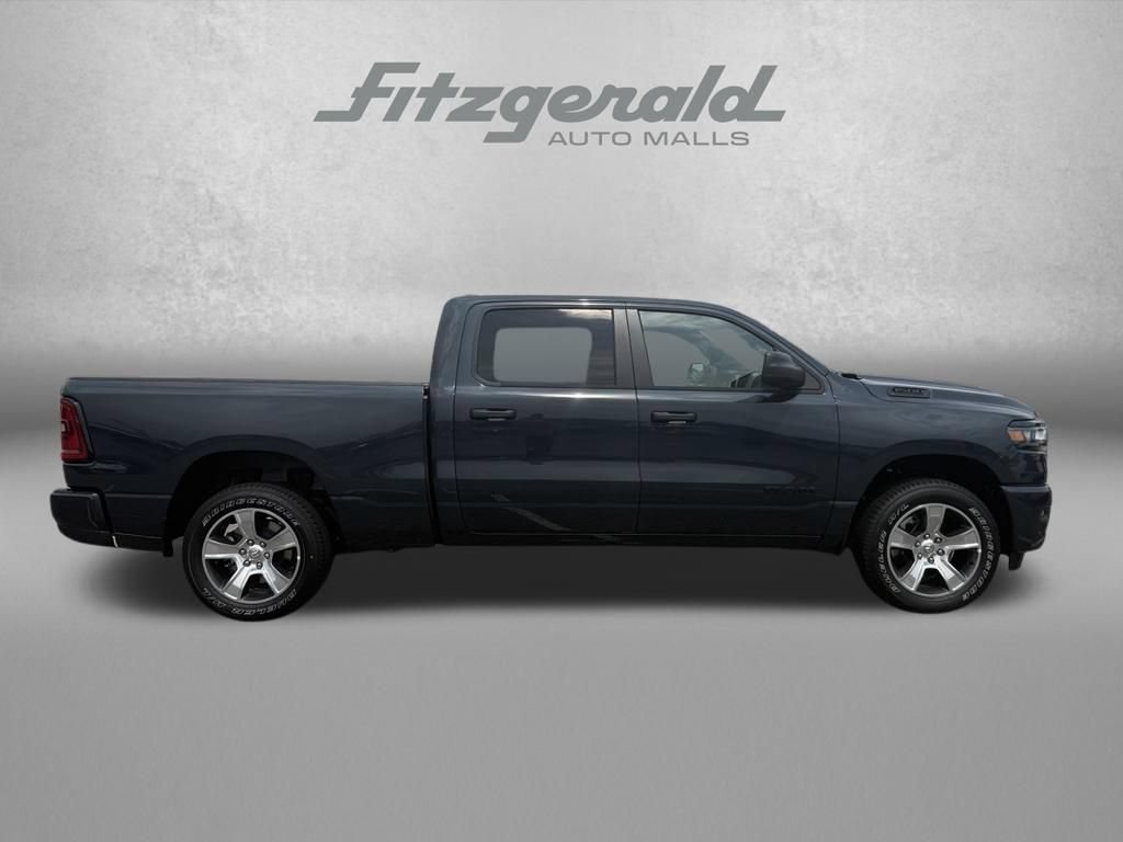 New 2026 RAM 1500 Express AWD/4WD image 6