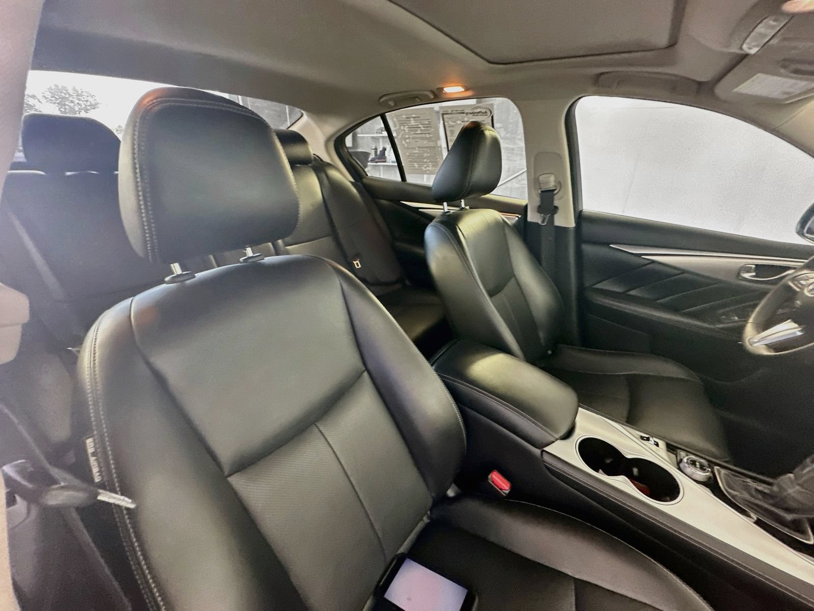 Used 2022 INFINITI Q50 Luxe w/ Cargo Package AWD/4WD image 29