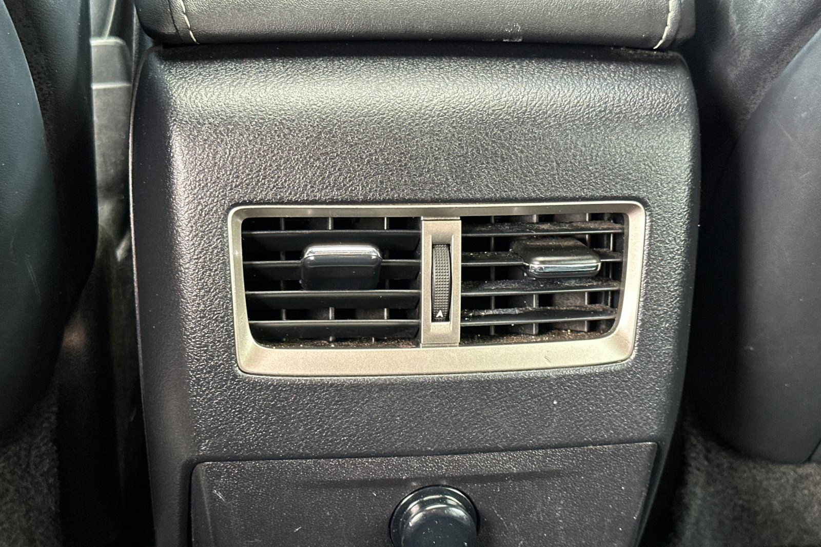 Used 2017 Lexus RX 450h AWD image 16