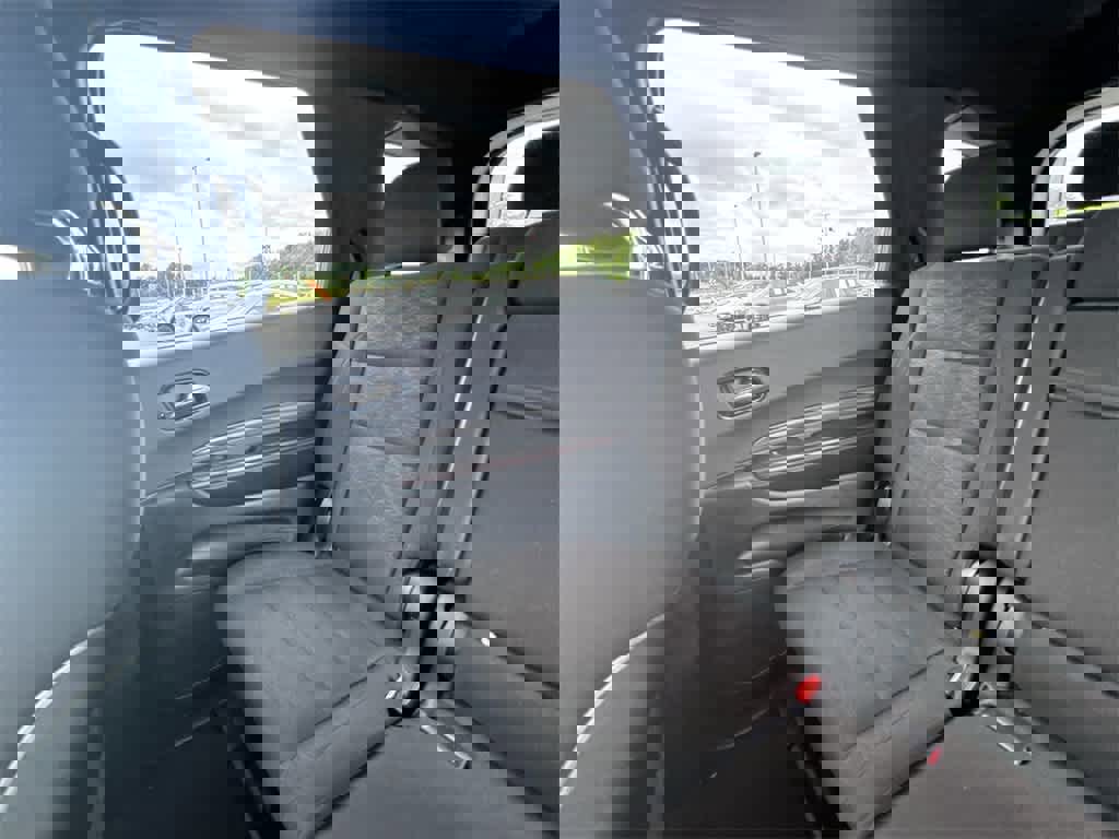 Used 2024 Dodge Durango GT image 12