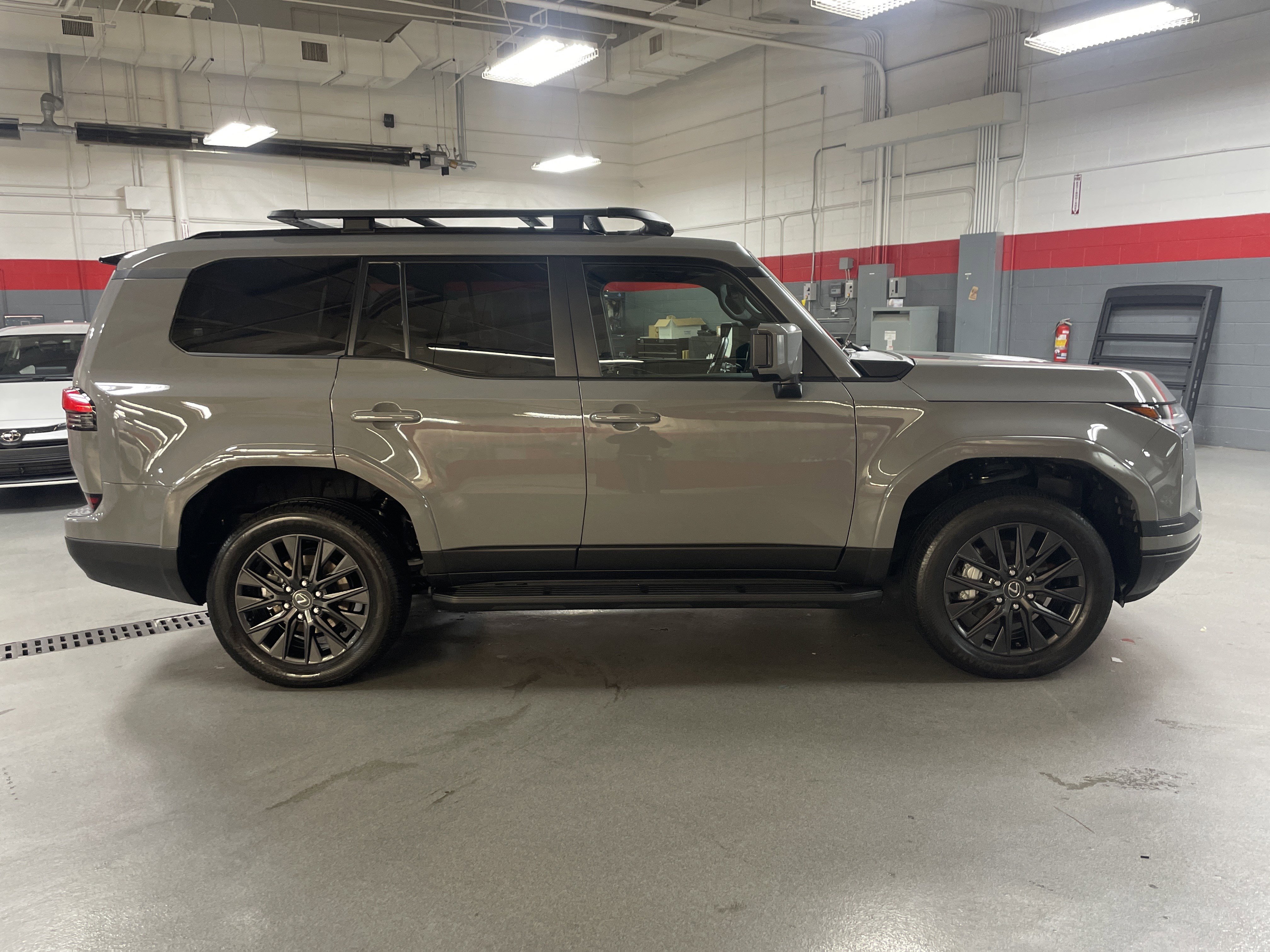 Used 2024 Lexus GX 550 GX 550 Premium image 11