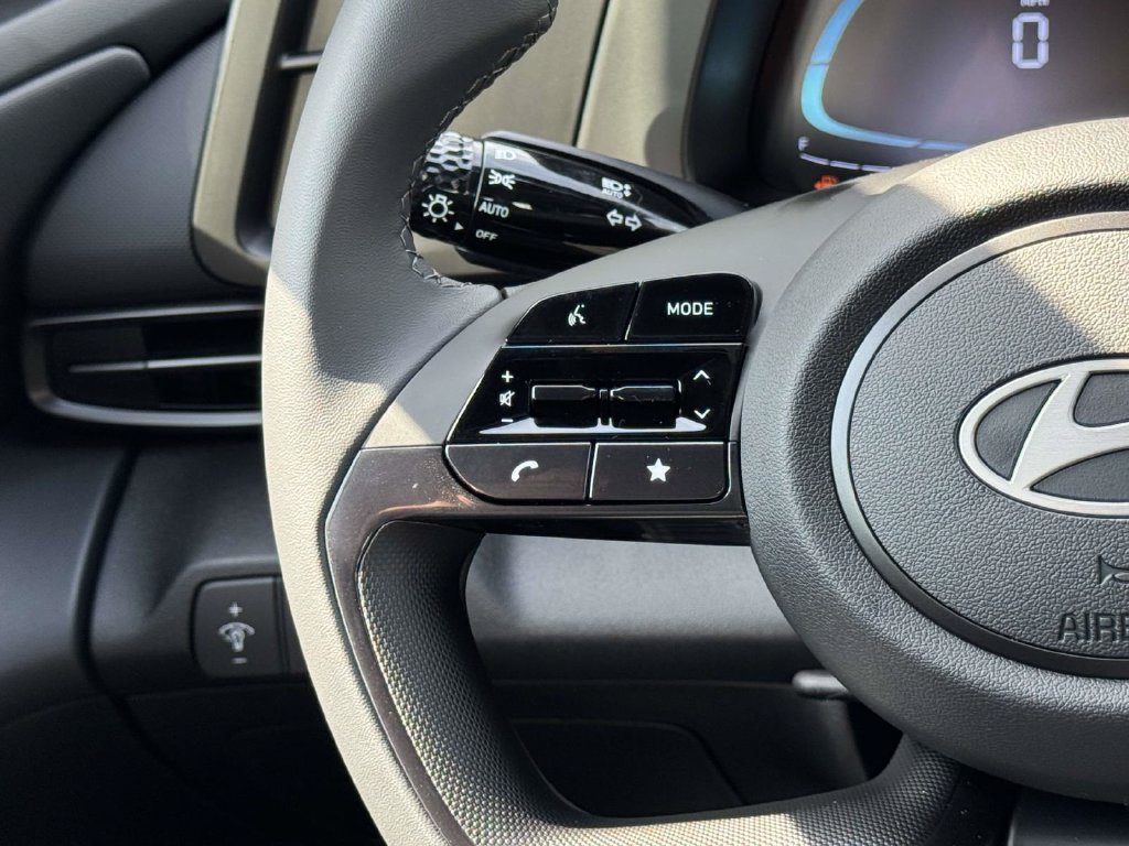 New 2026 Hyundai Elantra SEL Sport FWD image 26