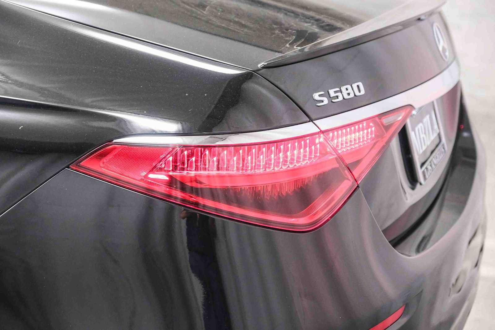 Certified 2023 Mercedes-Benz S 580 4MATIC Sedan image 7