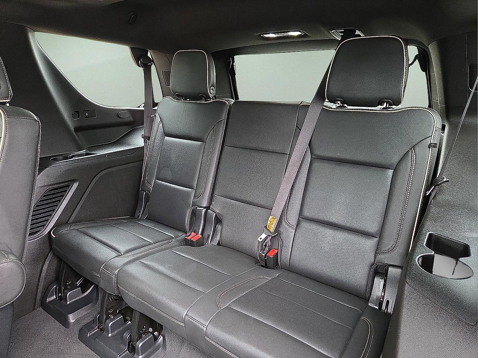 Used 2021 Chevrolet Tahoe Premier AWD/4WD image 10