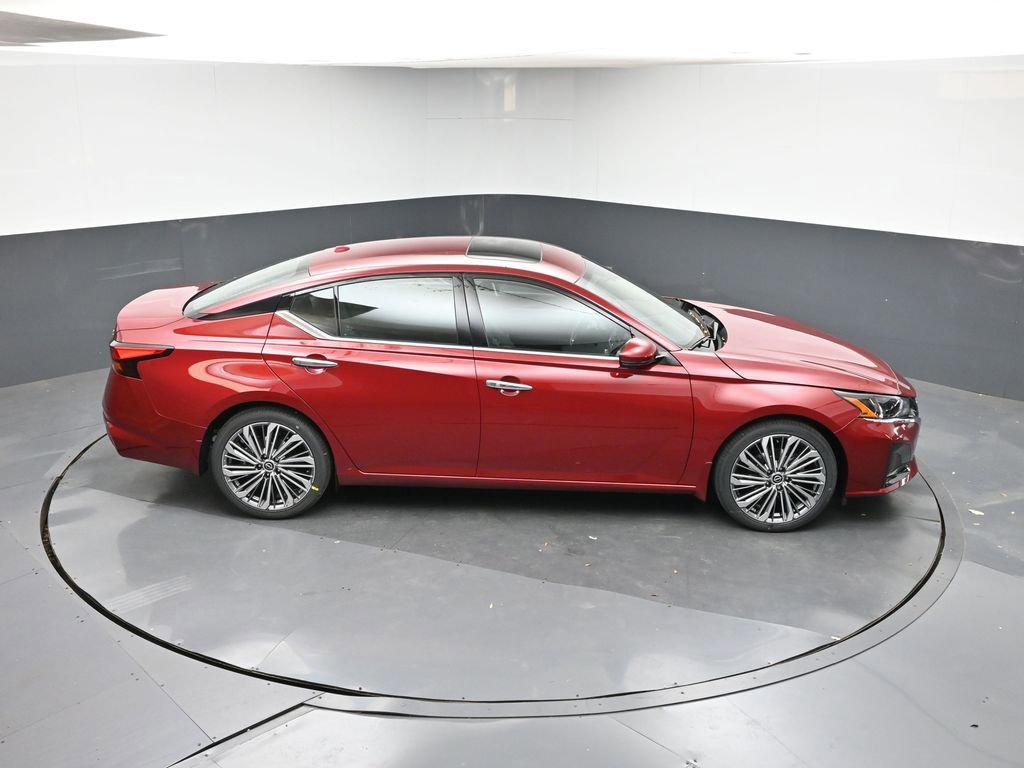 New 2025 Nissan Altima 2.5 SL image 38