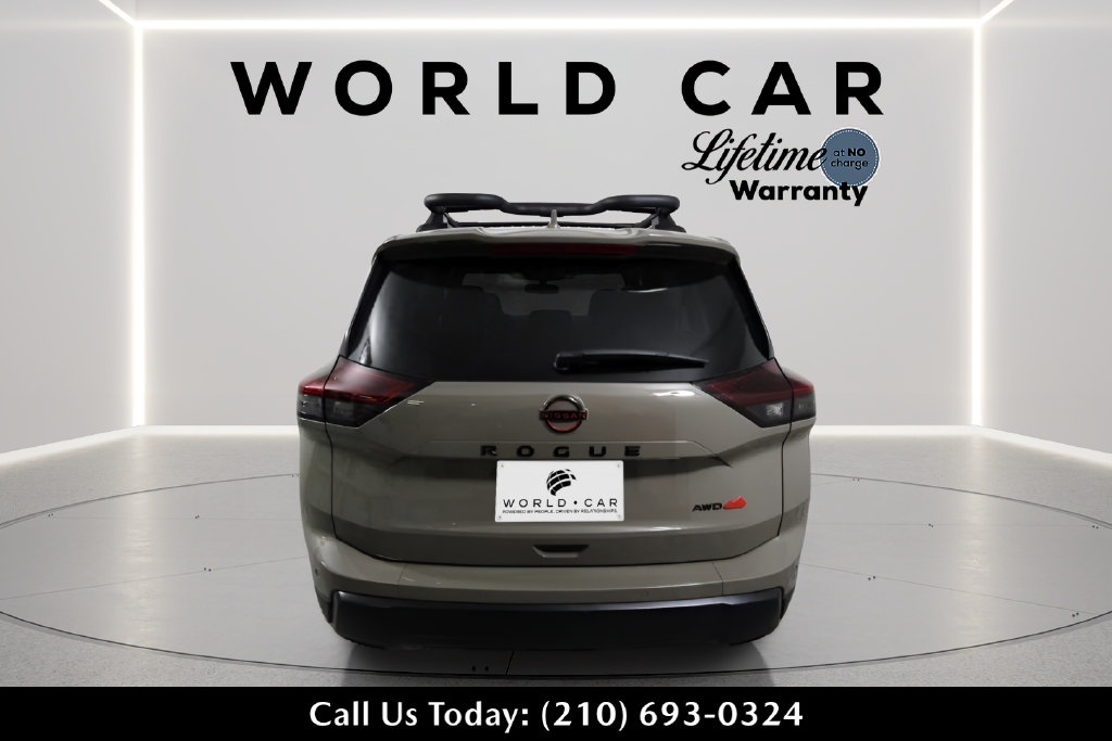 Used 2025 Nissan Rogue SV w/ Rock Creek Premium Package AWD/4WD image 4