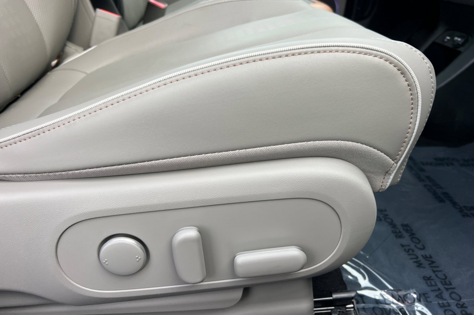 Used 2024 Hyundai Ioniq 5 Limited image 24