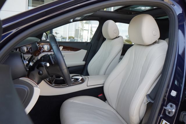 Used 2019 Mercedes-Benz E 300 image 25